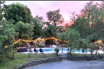 use-pool-at-sunset